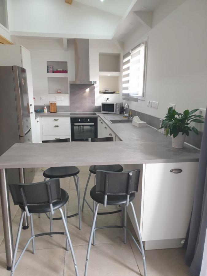 Petite Maison Meublee Entre Avignon Et Carpentras Morieres-les-Avignon エクステリア 写真